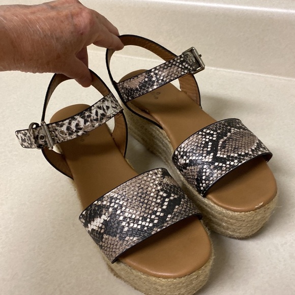 Qupid snakeskin sandals - Picture 2 of 7